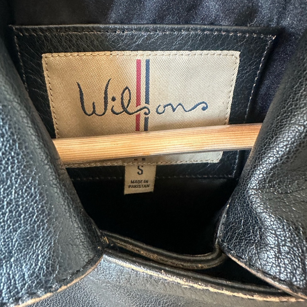 Edgy Amazing DESIGN and DETAILS Wilson Black Leather Jacket - Picture 2 of 15